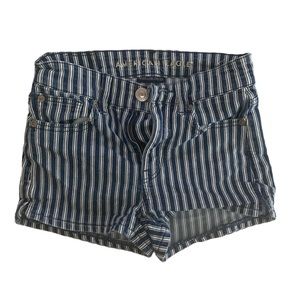 American Eagle blue and white striped shorts size 00.
